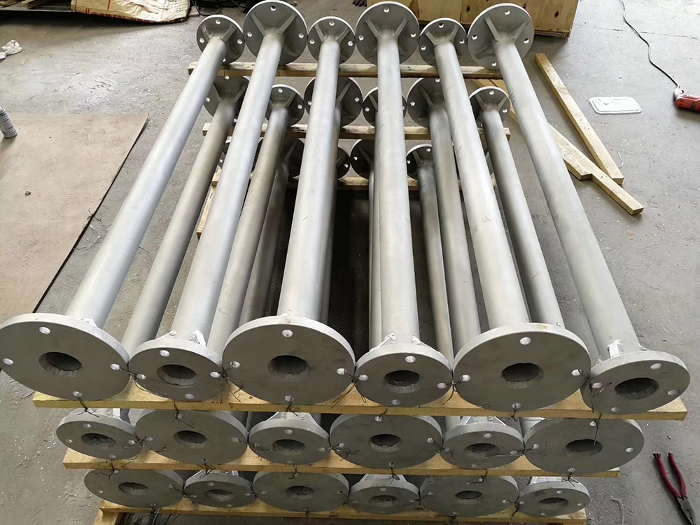 ���m�������^